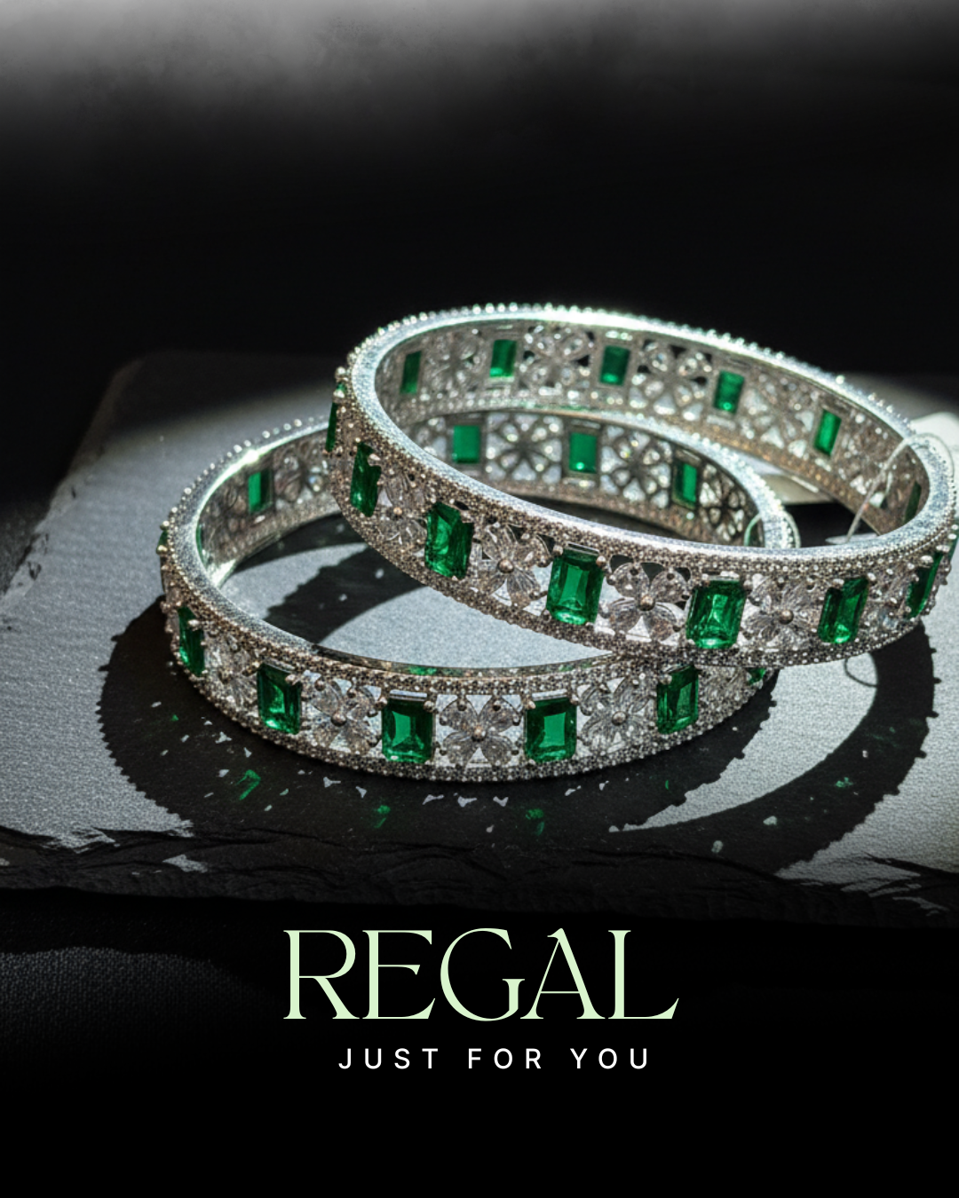 Auhora Emerald Royal Elegance Bangles