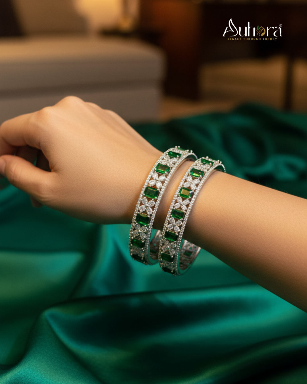 Auhora Emerald Royal Elegance Bangles